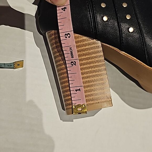 Women's Rivet Ankle Boots  Pointed Toe ,Chunky Stacked Heel, size 6 and 9 black - Picture 6 of 9